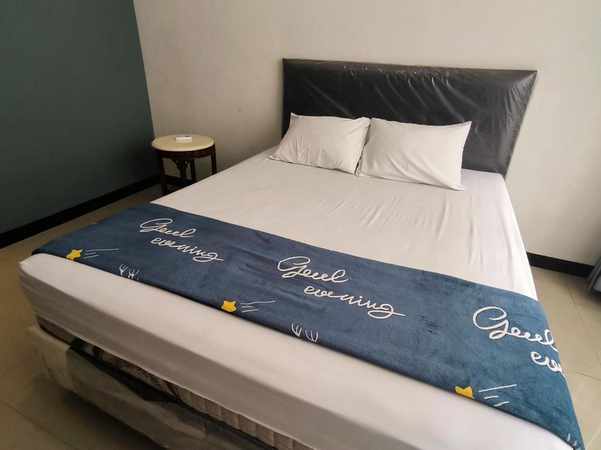 Pasadena House Syariah Hotel Semarang Bagian luar foto