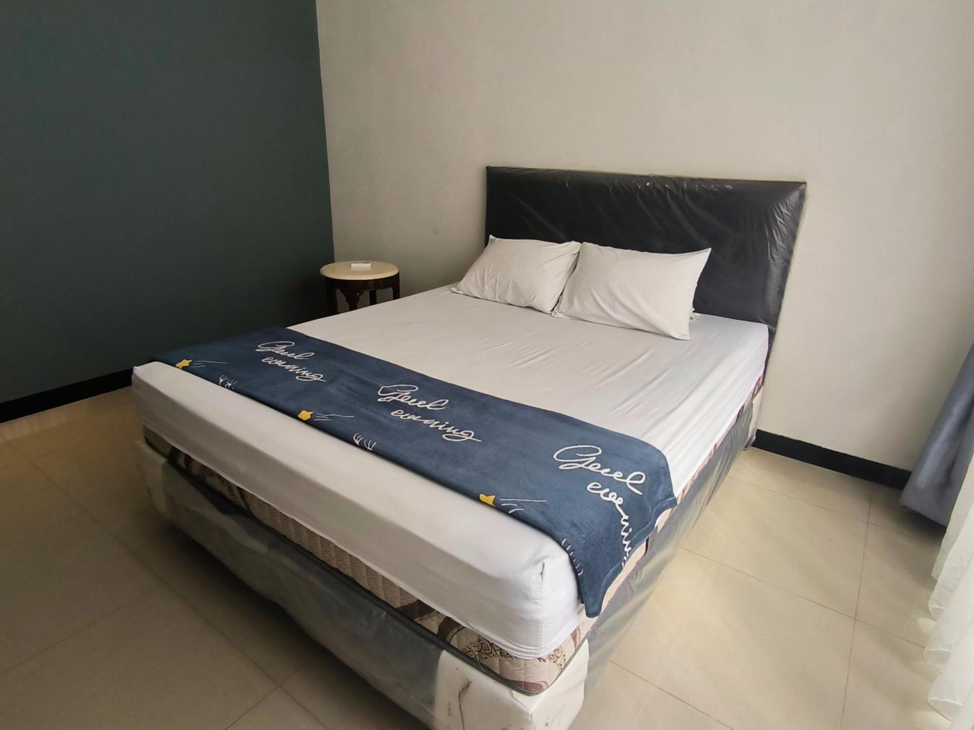 Pasadena House Syariah Hotel Semarang Bagian luar foto