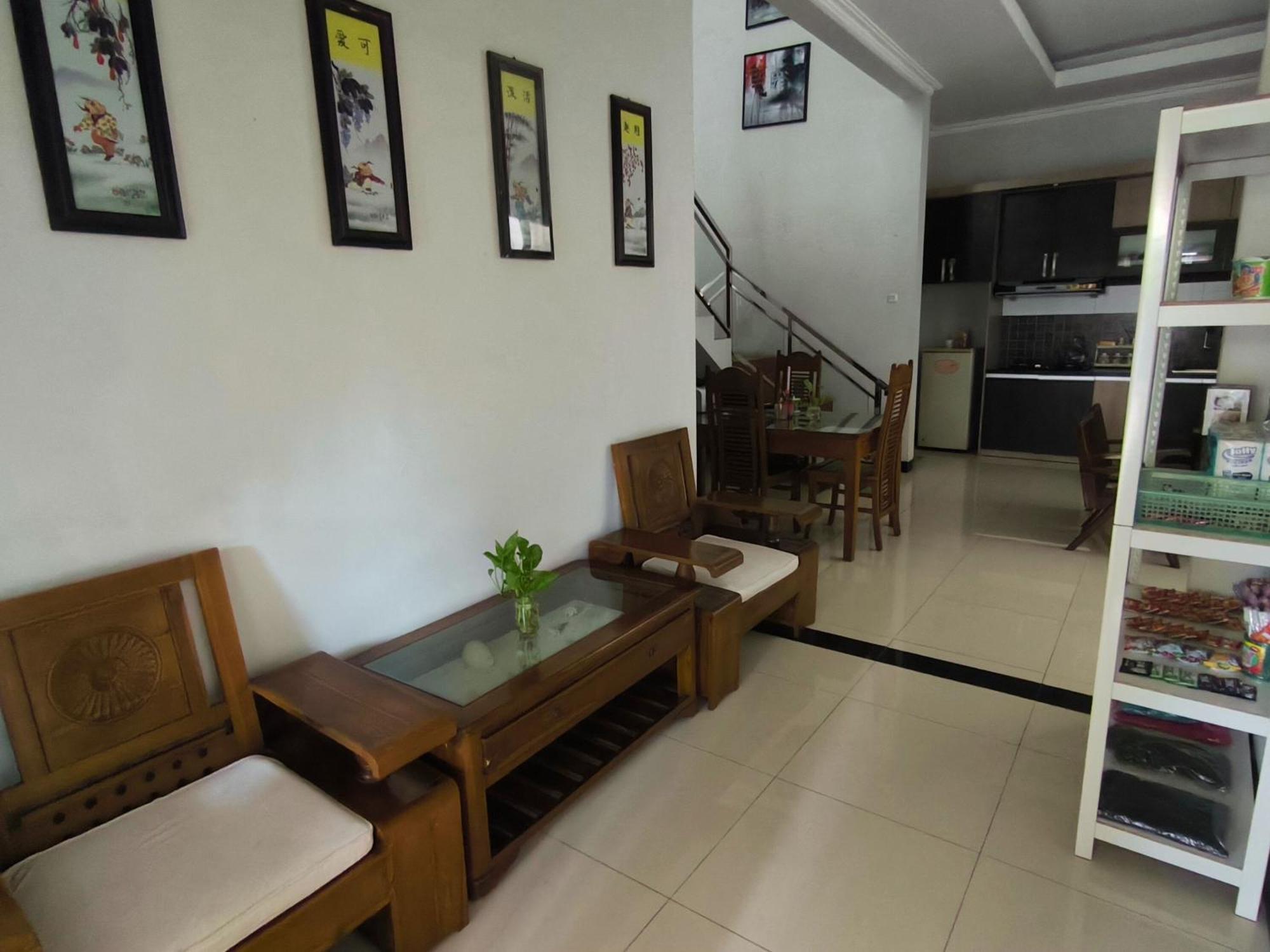 Pasadena House Syariah Hotel Semarang Bagian luar foto